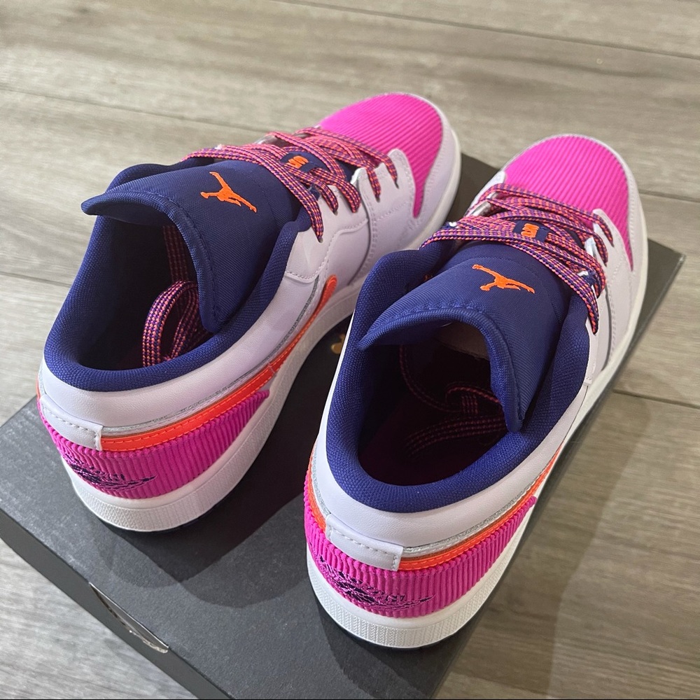💜💕Air Jordan 1 Low GS 🍇 Barely Grape 💕💜 - Picture 8 of 8